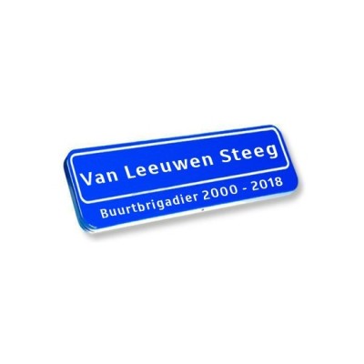 Straatnaambord nauwelijks van echt te onderscheiden - makkelijke bevestiging