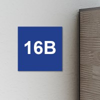 Huisnummerbordje Blauw | 8x8 cm